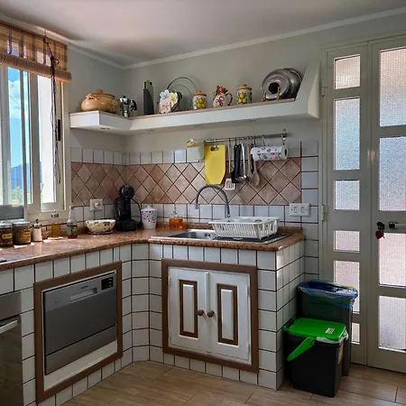 Artemis Villa